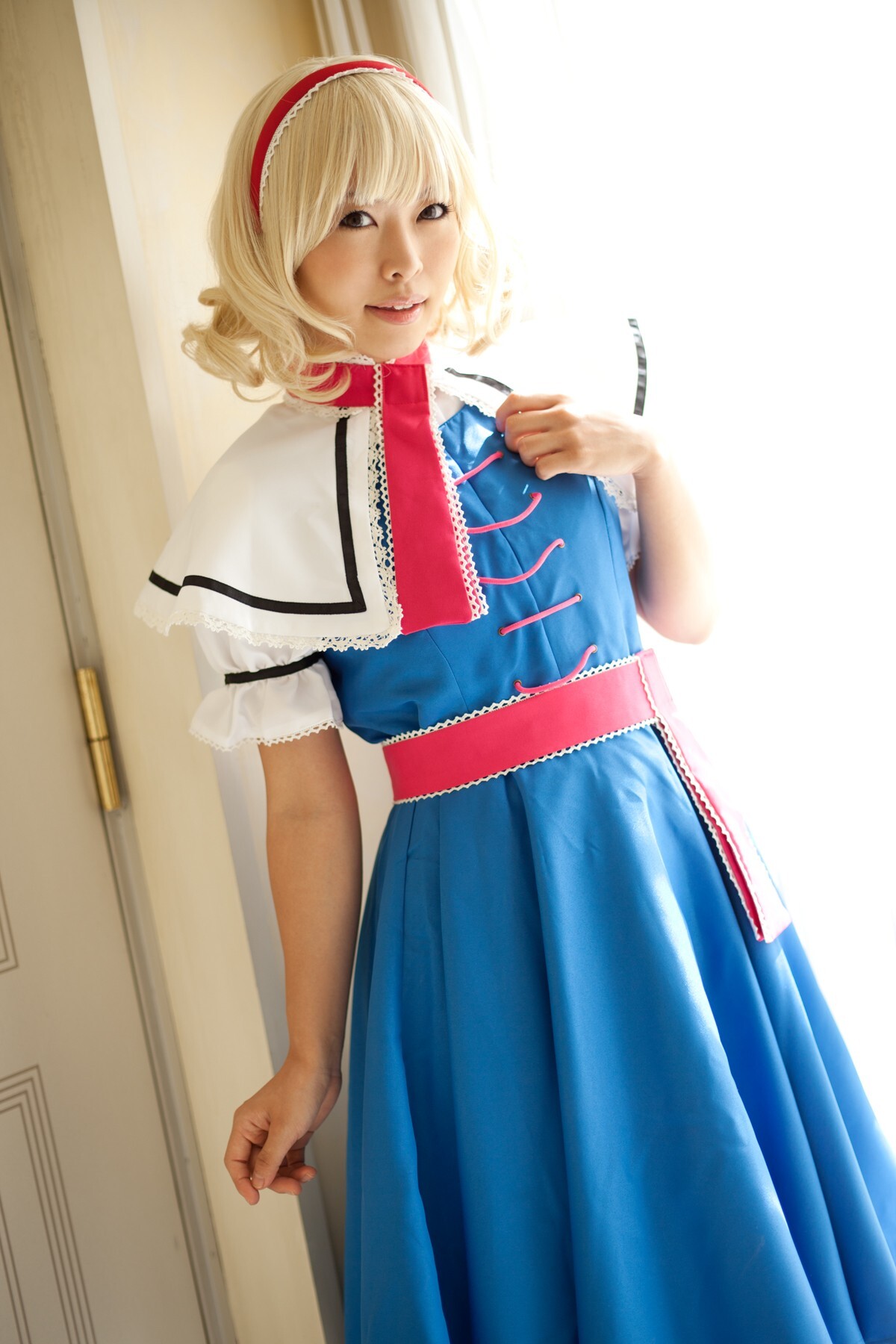 [Cosplay] New Touhou Project Cosplay  Hottest Alice Margatroid ever